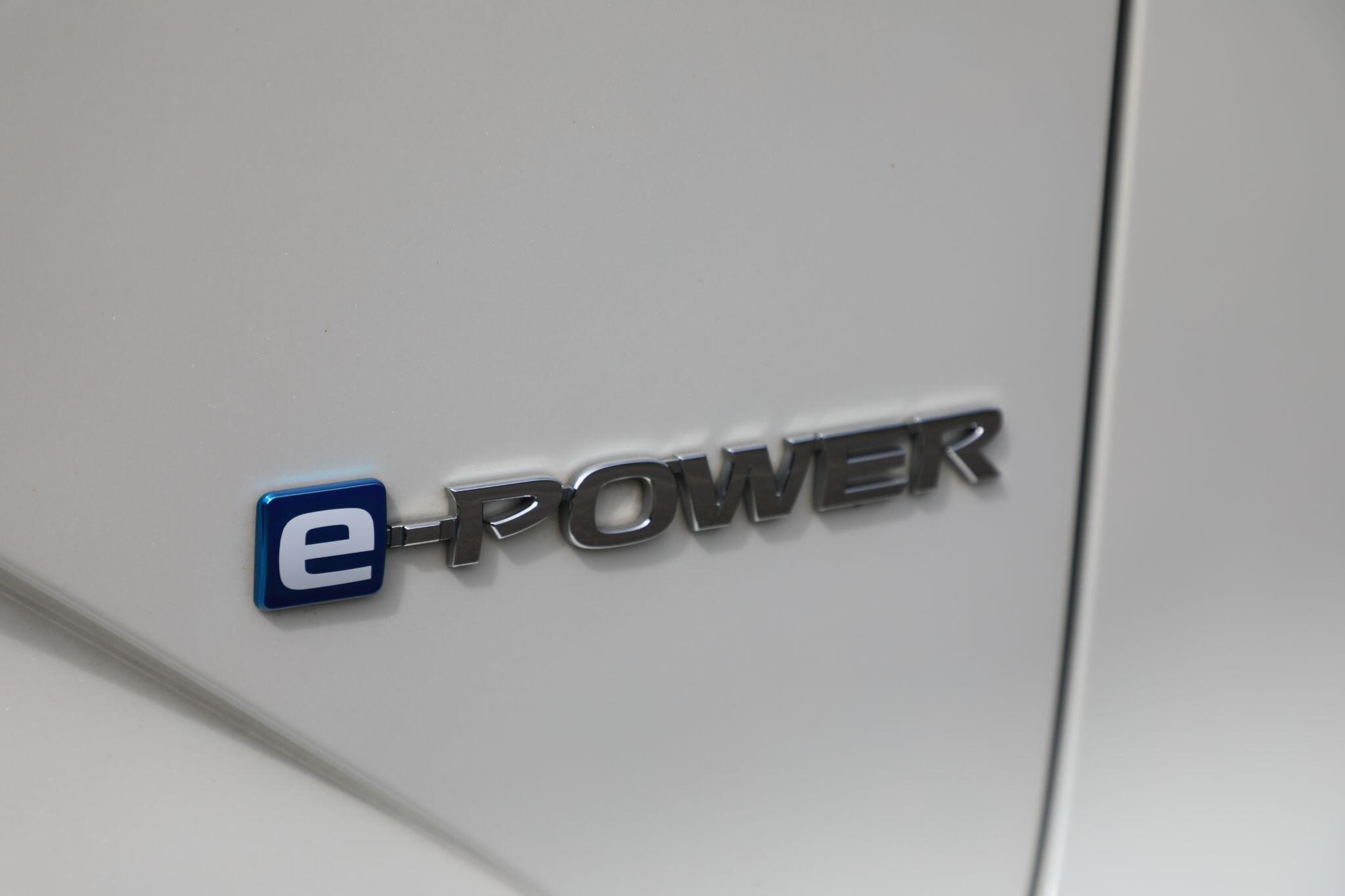Large vehicle image